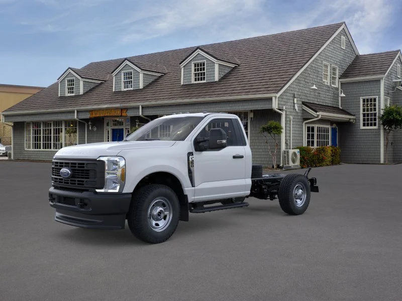 2025 Ford F-350 Super Duty Chassis Cab