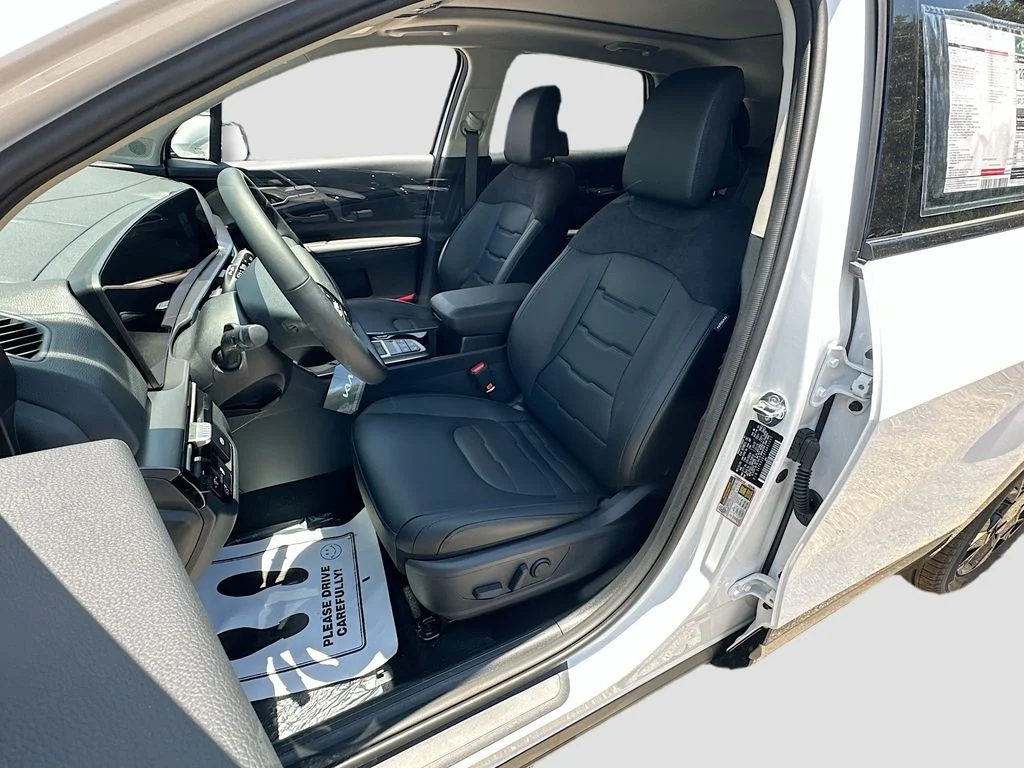 New 2026 Glacial White Pearl Kia SX Prestige image 22