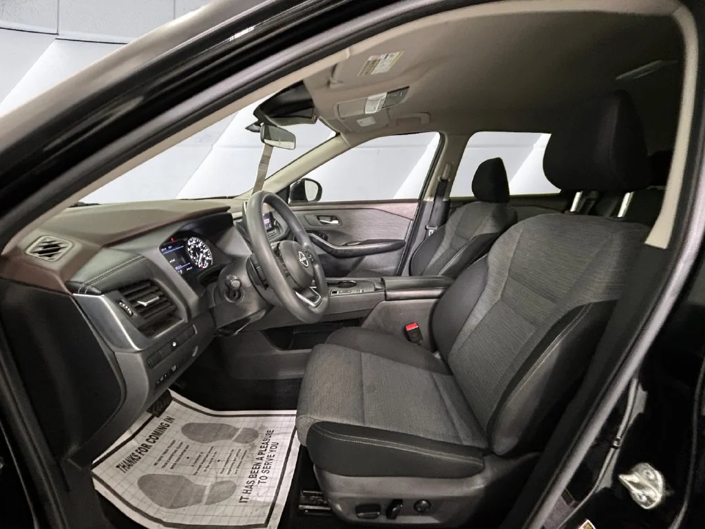Used 2023 Black Nissan SV image 7