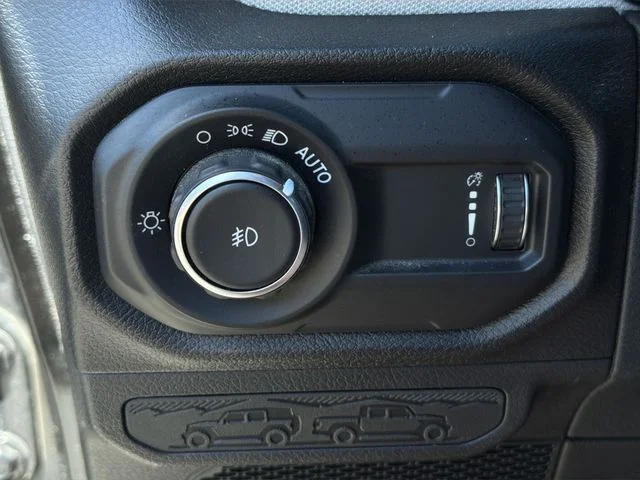 Used 2024 Black Jeep Sport S image 30