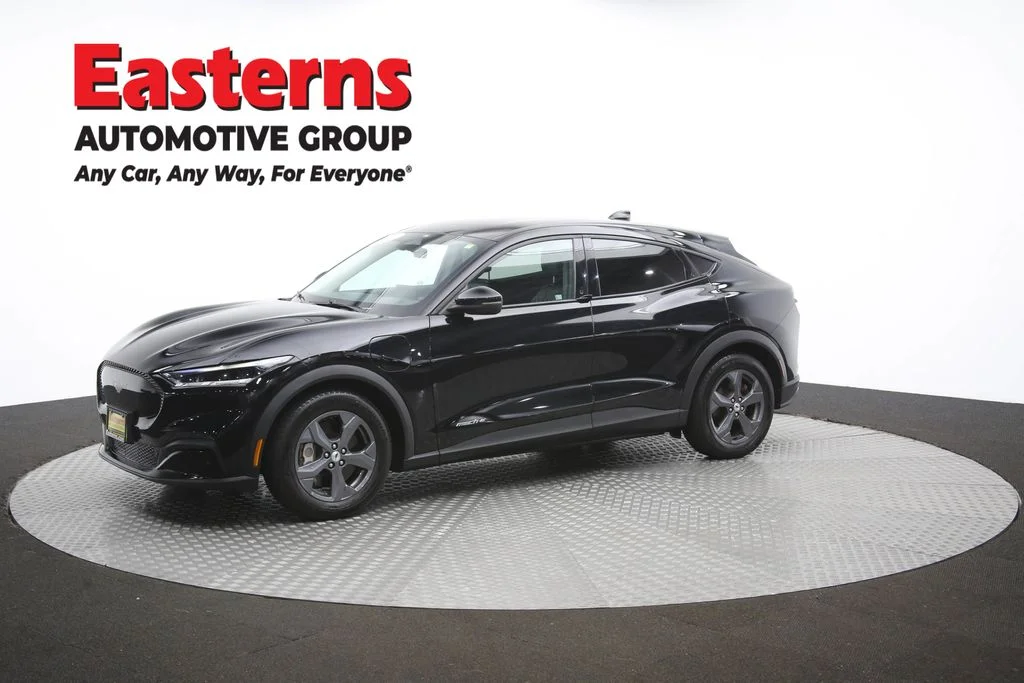 Used 2021 Black Ford Select image 55