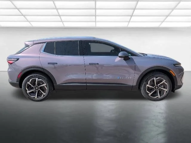 New 2026 Galaxy Gray Metallic Chevrolet LT image 31