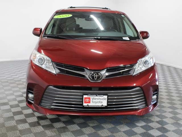 Used 2020 Salsa Red Pearl Toyota XLE image 9