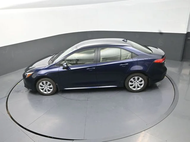Used 2026  Toyota LE image 25