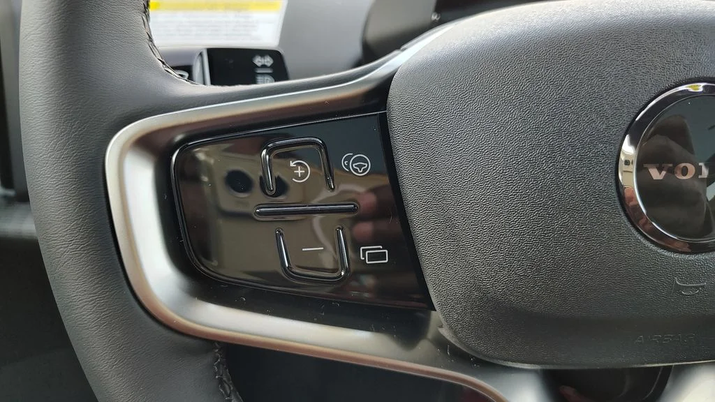 2026 Volvo EX30 Plus - Photo 11