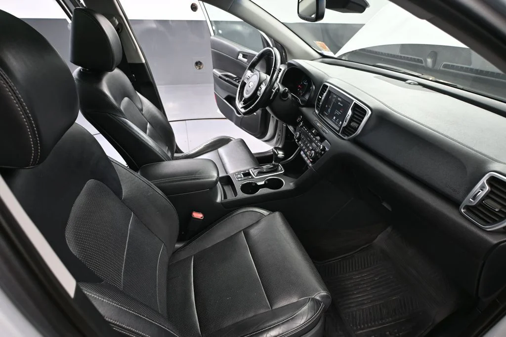 Used 2019 Silver Kia SX image 49