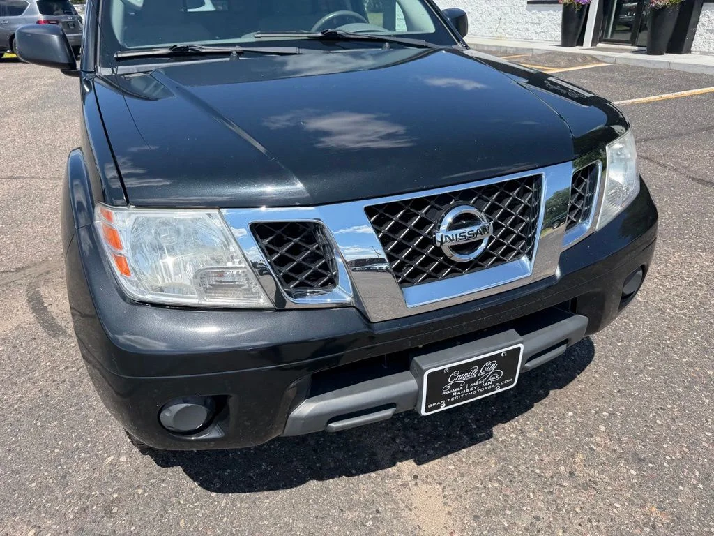Used 2019 Black Nissan SV image 13
