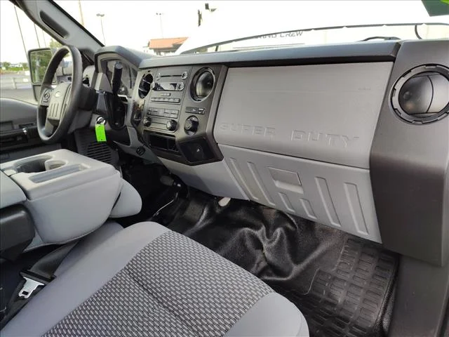 Used 2015 White Oxford White Ford 4WD SUPERCAB 158  XL image 26