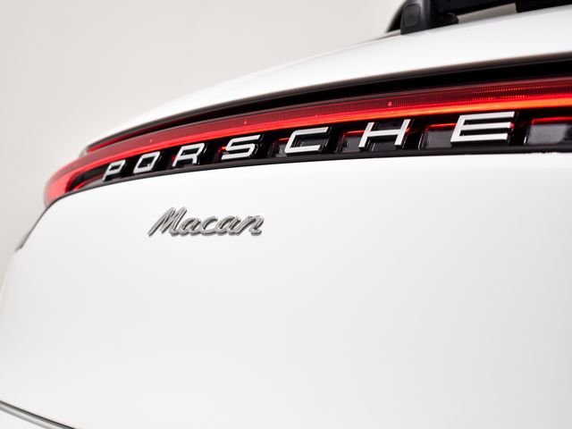 Used 2025 White Porsche  image 14