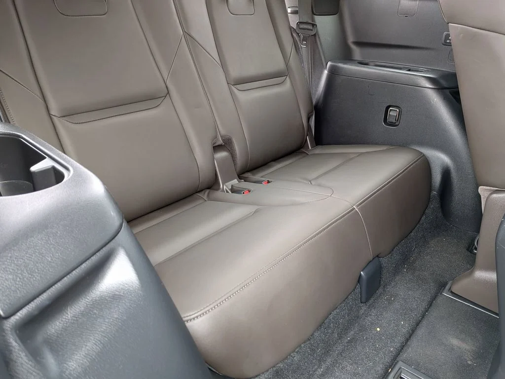 Used 2022 Red Mazda Signature image 31