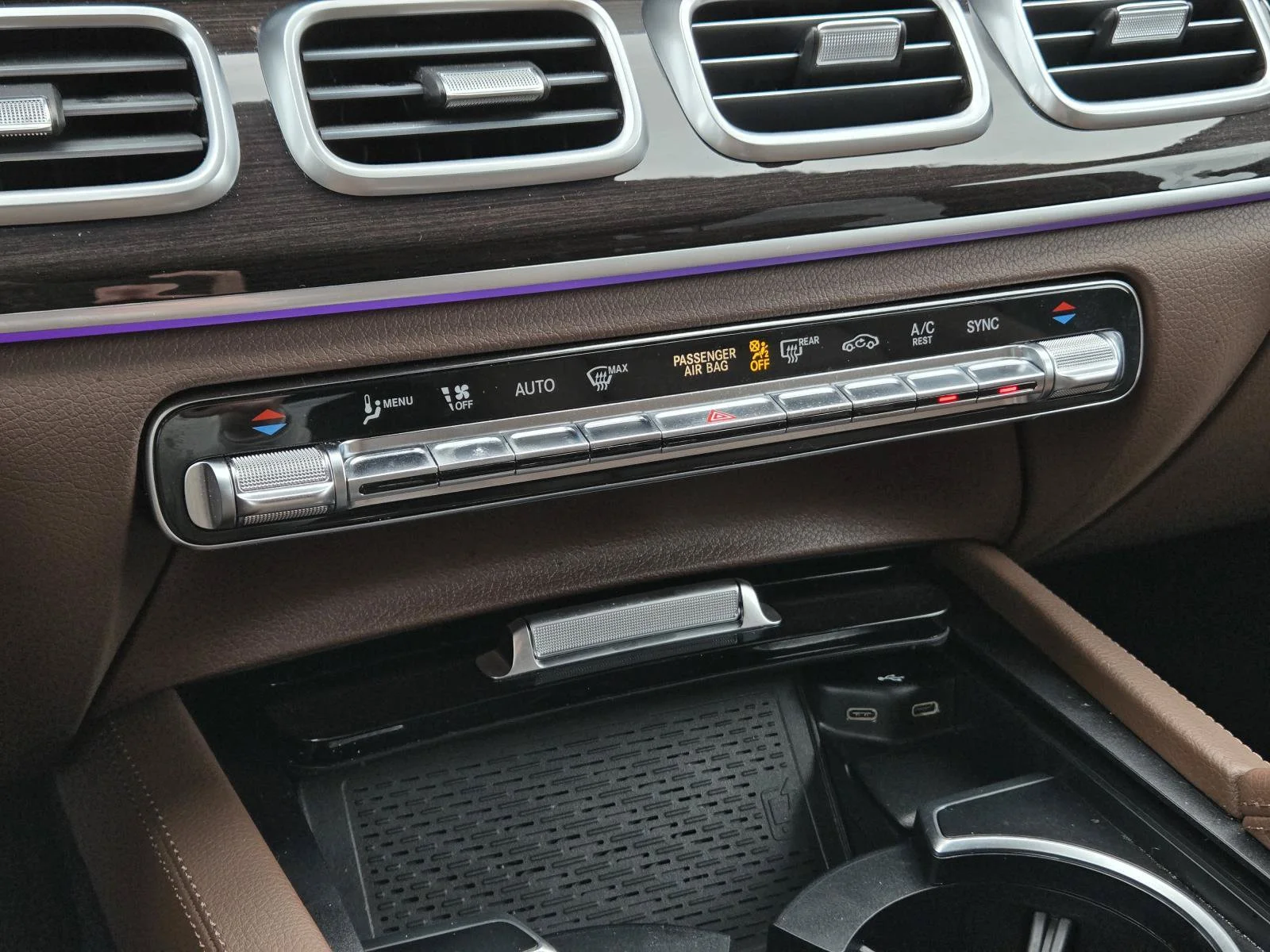 Used 2024 Black Mercedes-Benz GLS 450 image 19