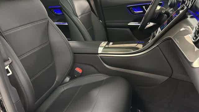 Certified Used 2026 Black Mercedes-Benz GLC 300 image 33
