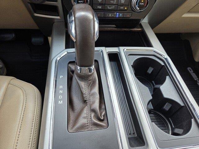 Used 2019  Ford LARIAT image 20