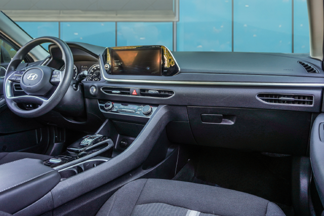 Used 2023 Blue Hyundai SEL image 21