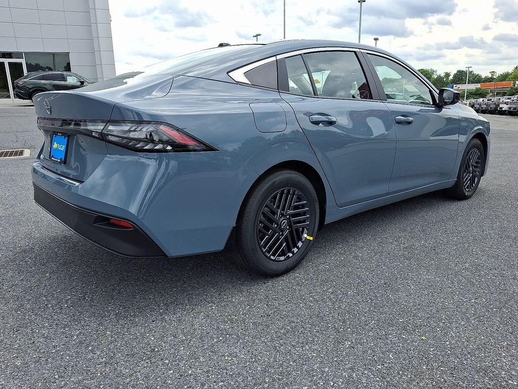 2026 Nissan Sentra — photo 4