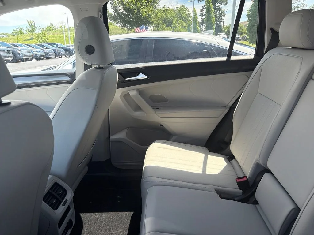 Used 2023 Blue Volkswagen 2.0T SE image 12