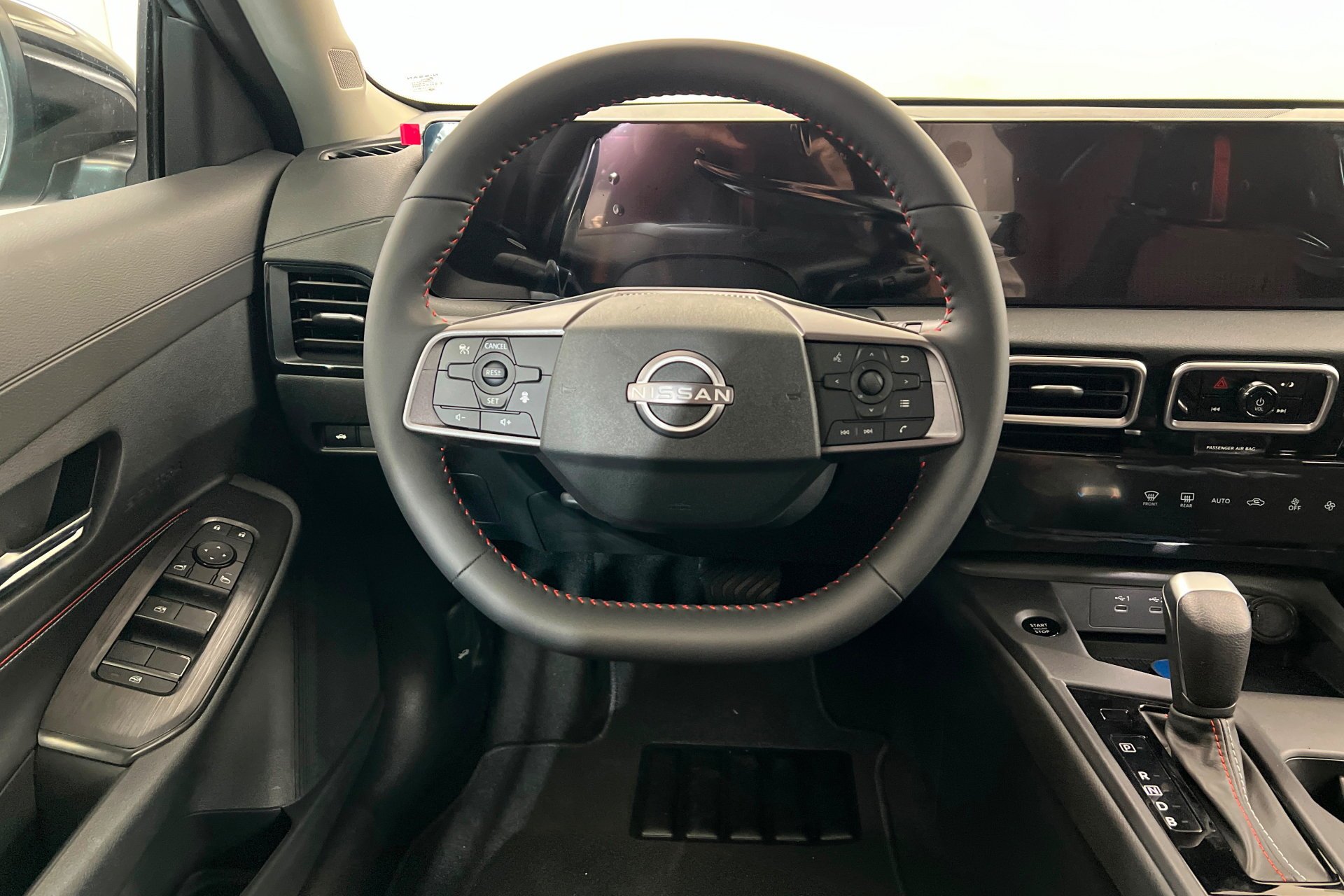 New 2027 Atlantic Gray Metallic Nissan SR image 13