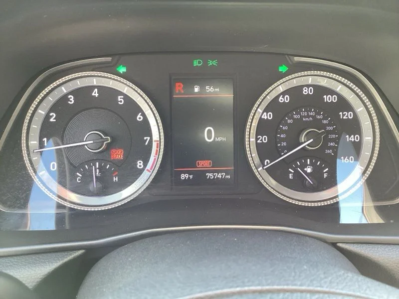 Used 2021 Gray Hyundai SEL image 27