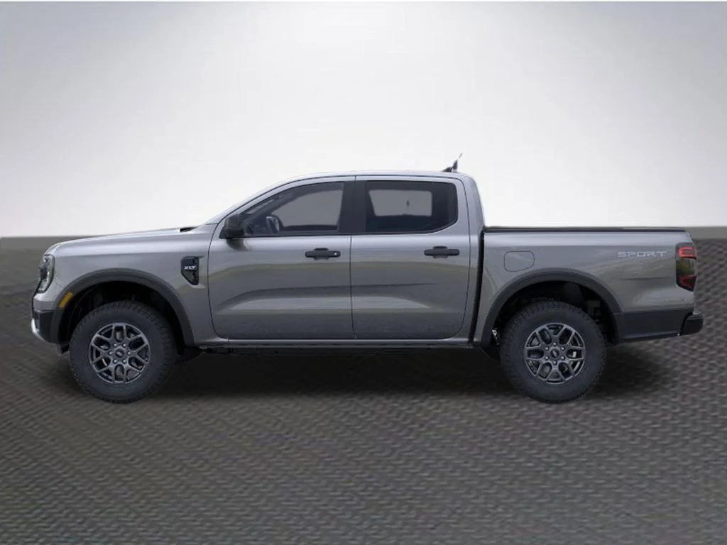 New 2026 Carbonized Gray Metallic Ford XLT image 3