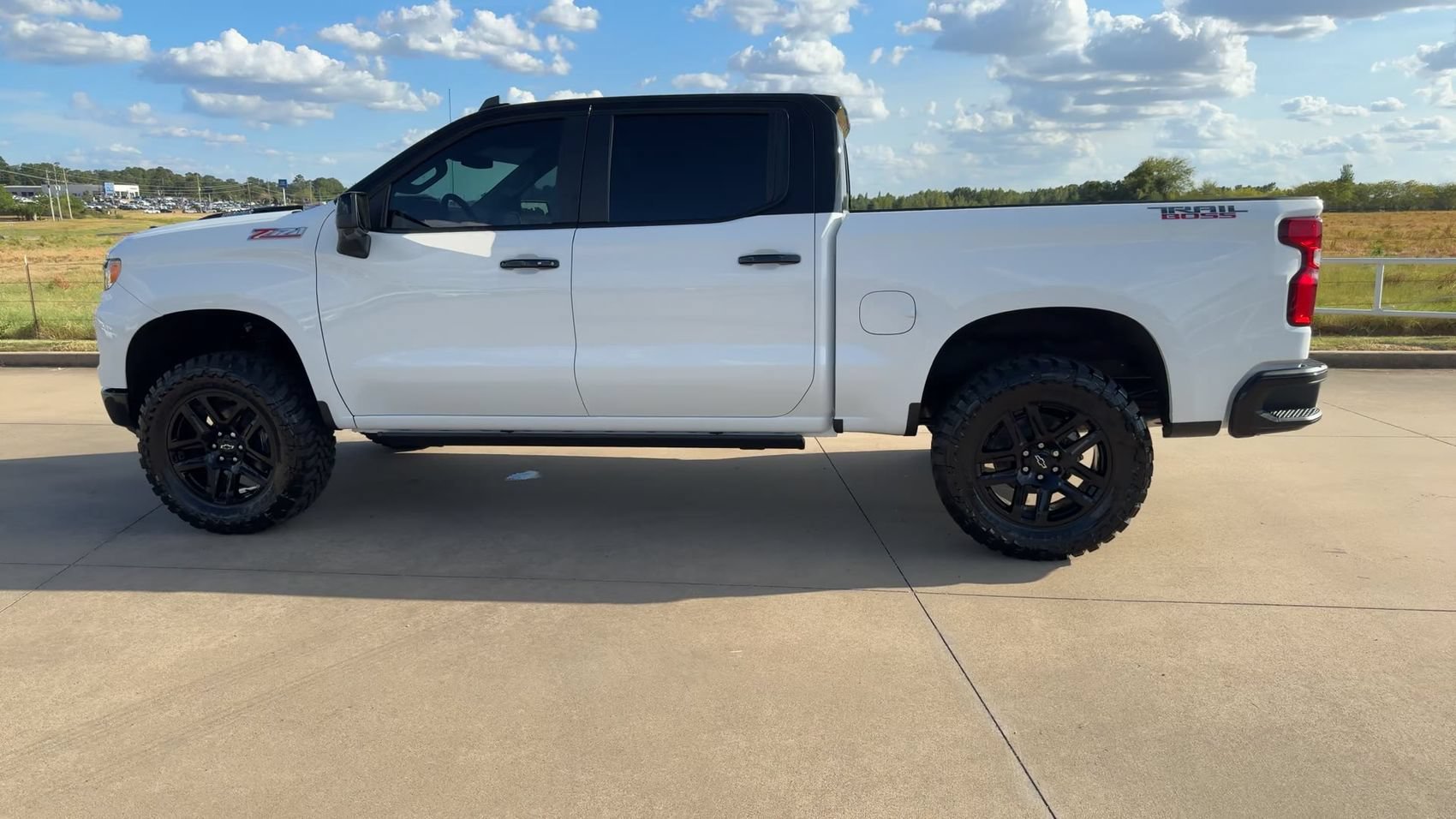 New 2026 Summit White Chevrolet LT Trail Boss image 6