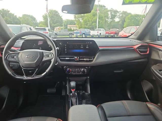 Used 2024 Summit White Chevrolet RS image 13