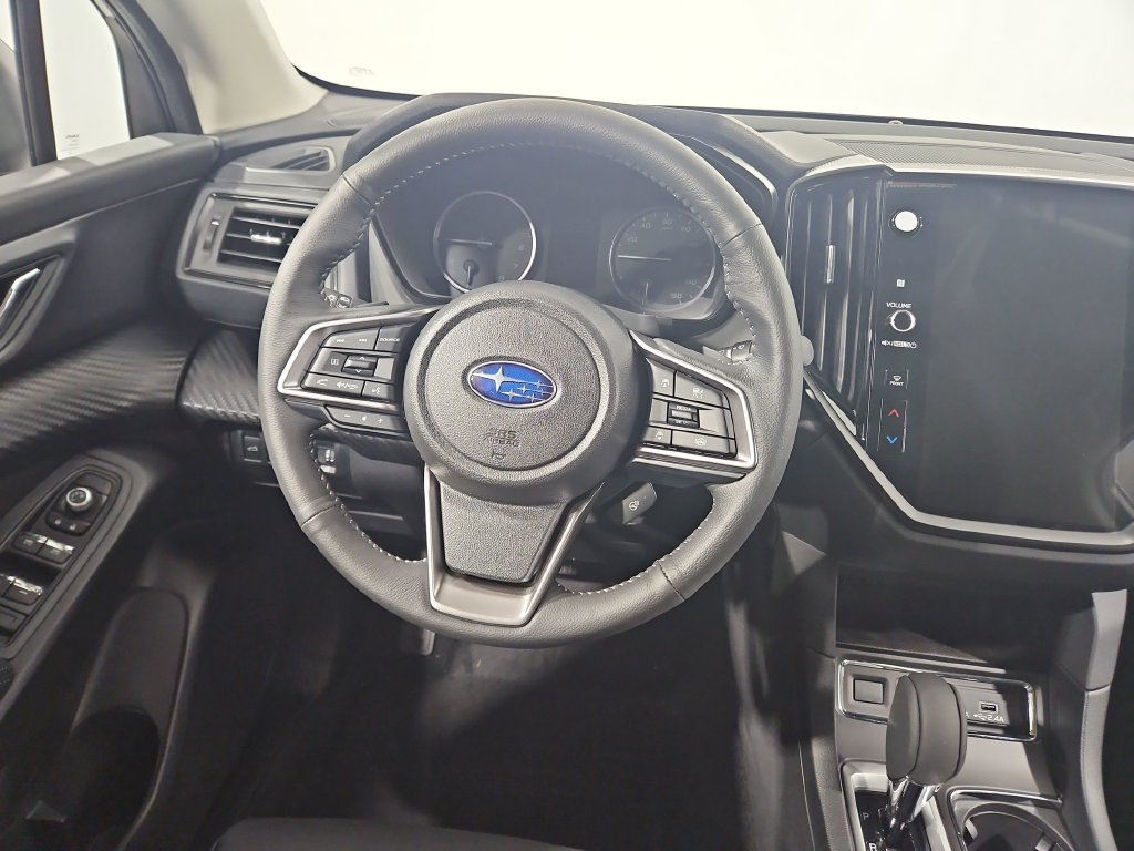 New 2027 White Subaru Premium image 13