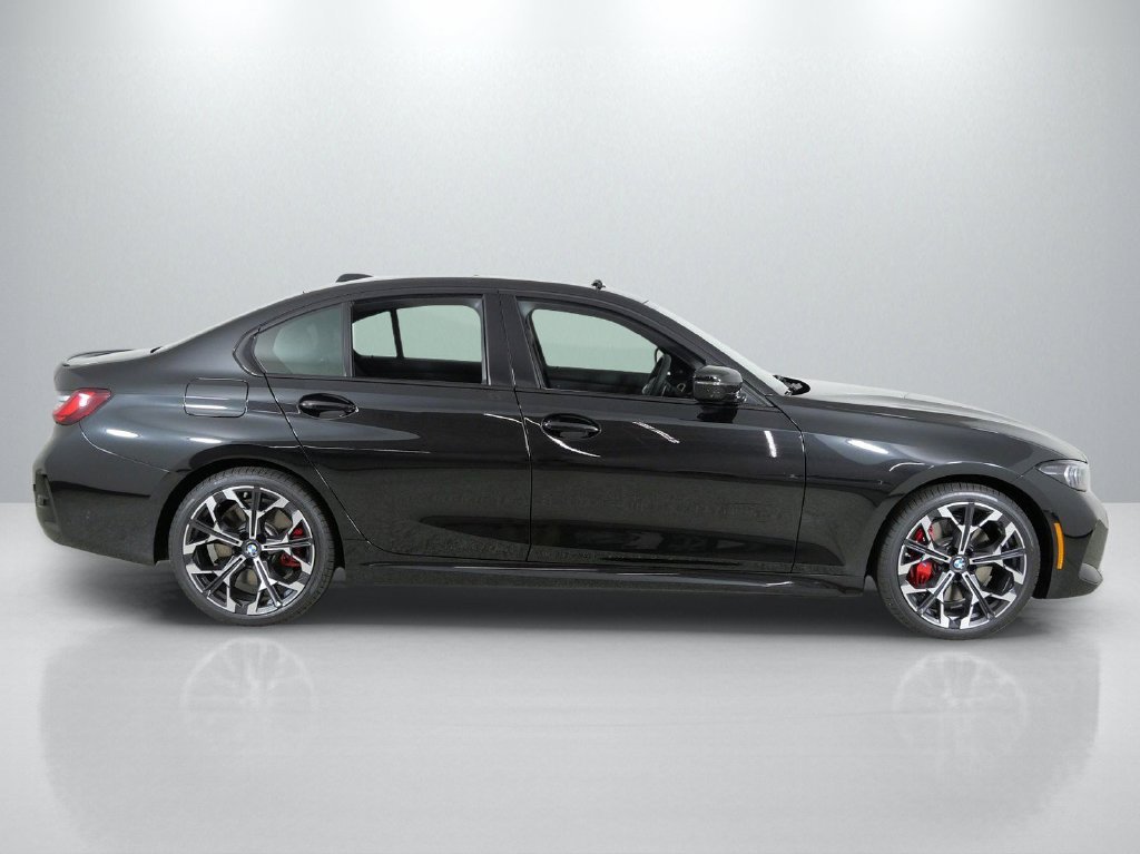 New 2026 Black Sapphire Metallic BMW 330i xDrive image 8