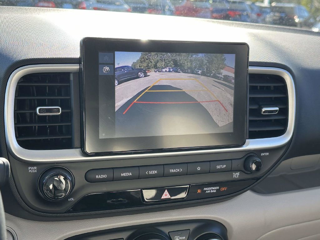 Certified Used 2024 Lunar White Hyundai SEL image 33