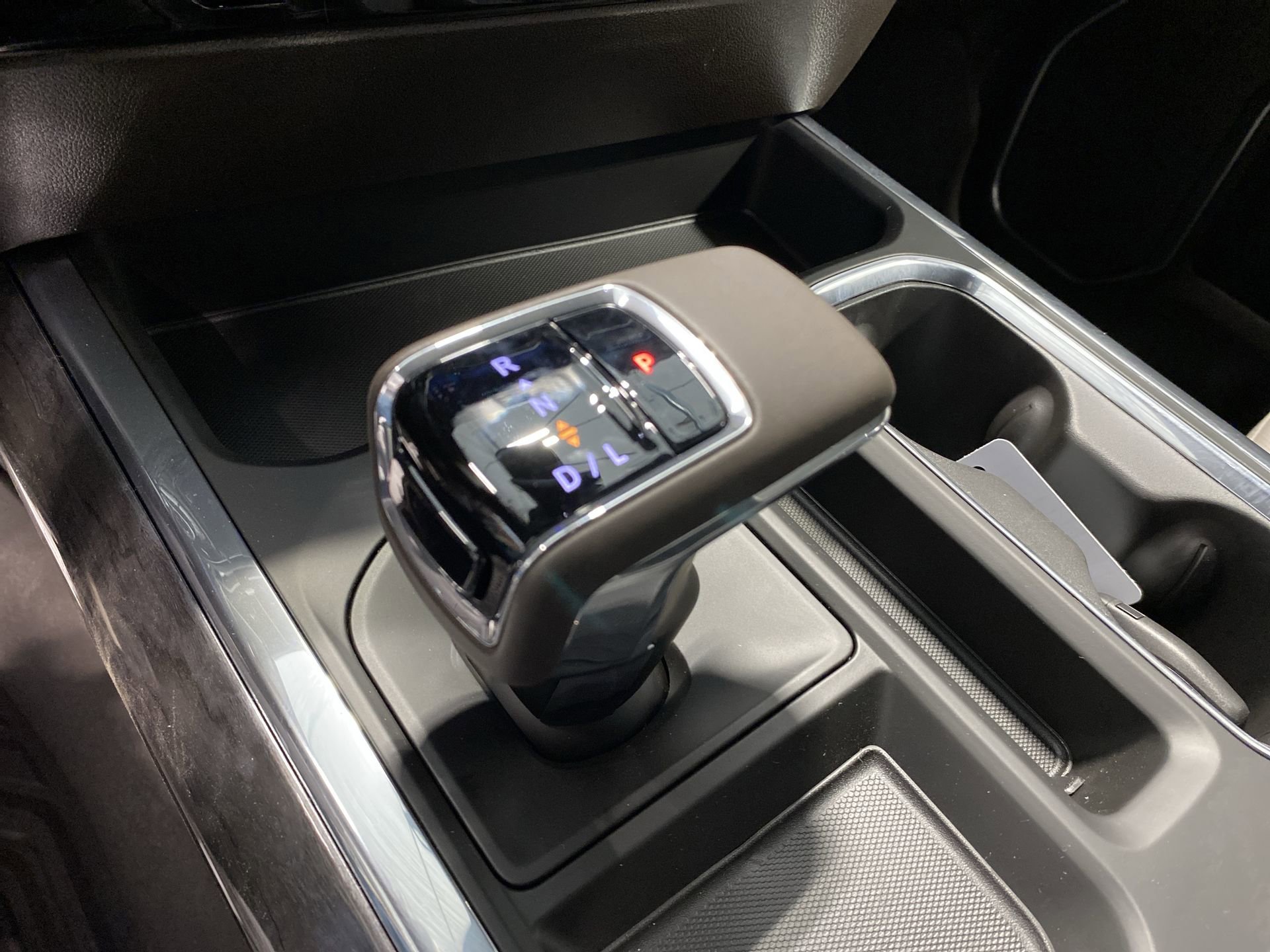 2026 Chevrolet Silverado 1500 LTZ - Photo 15