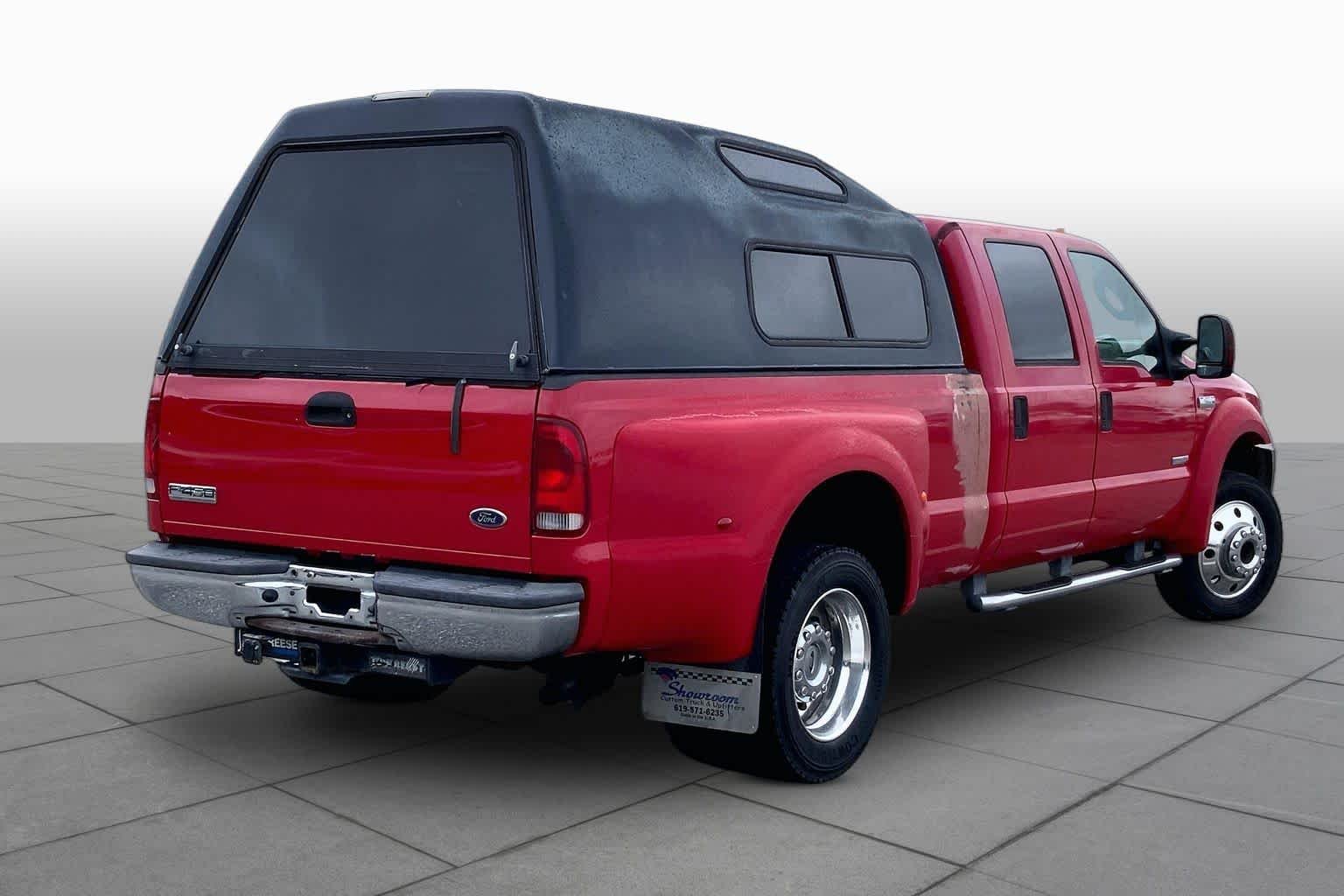 Used 2005 Red Ford Lariat image 12