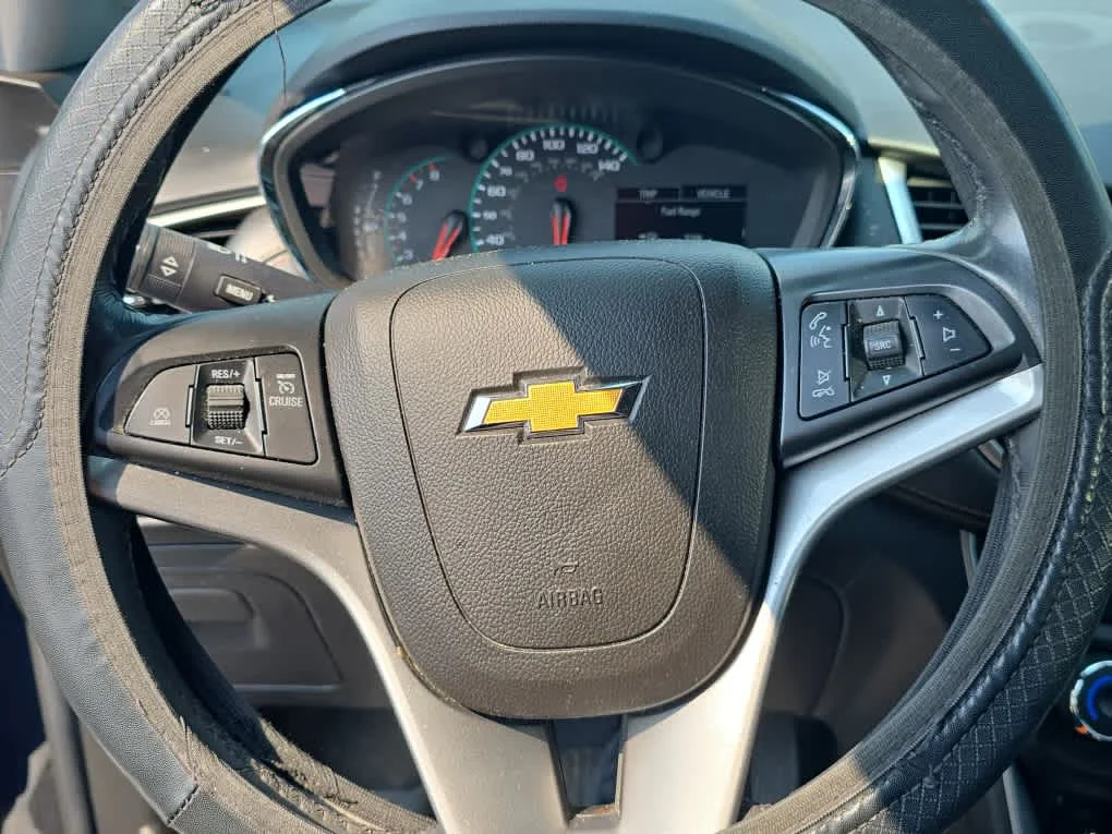 Used 2022 Midnight Blue Metallic Chevrolet LT image 15