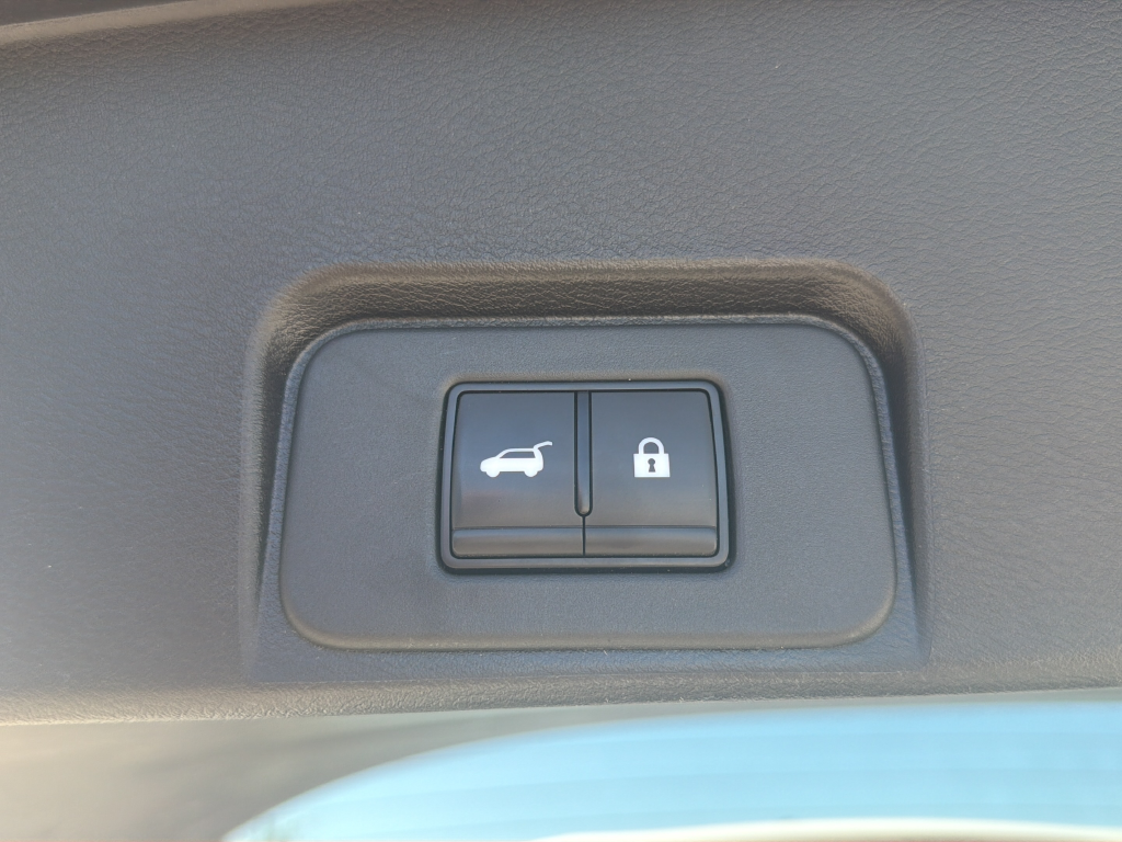 Certified Used 2024 White Nissan SV image 17