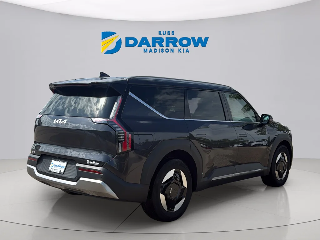 Used 2024 Panthera Metal Kia Wind image 5