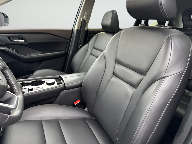 Used 2023 Blue Nissan SL image 21