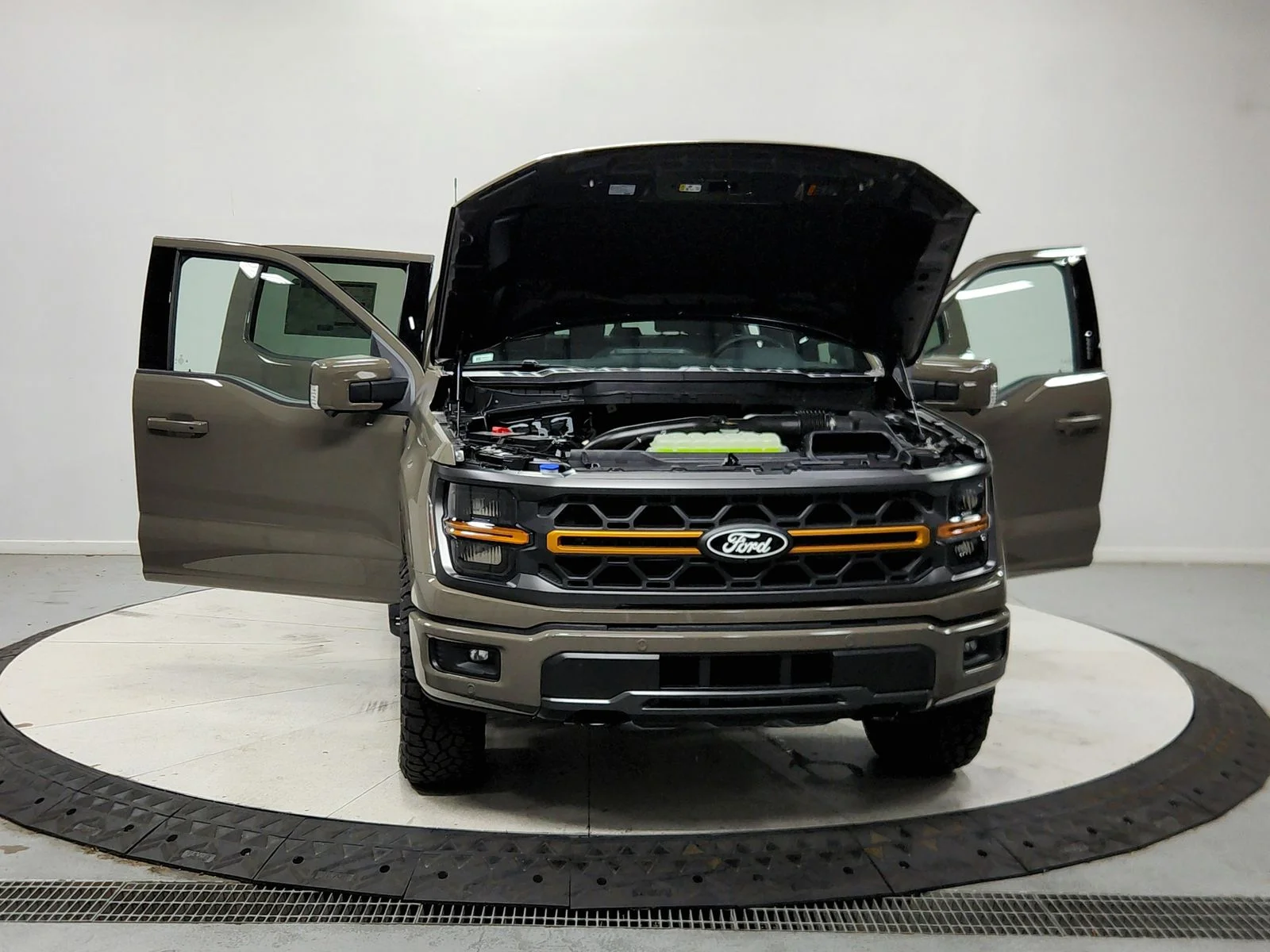 New 2026 Gray Ford Tremor image 11