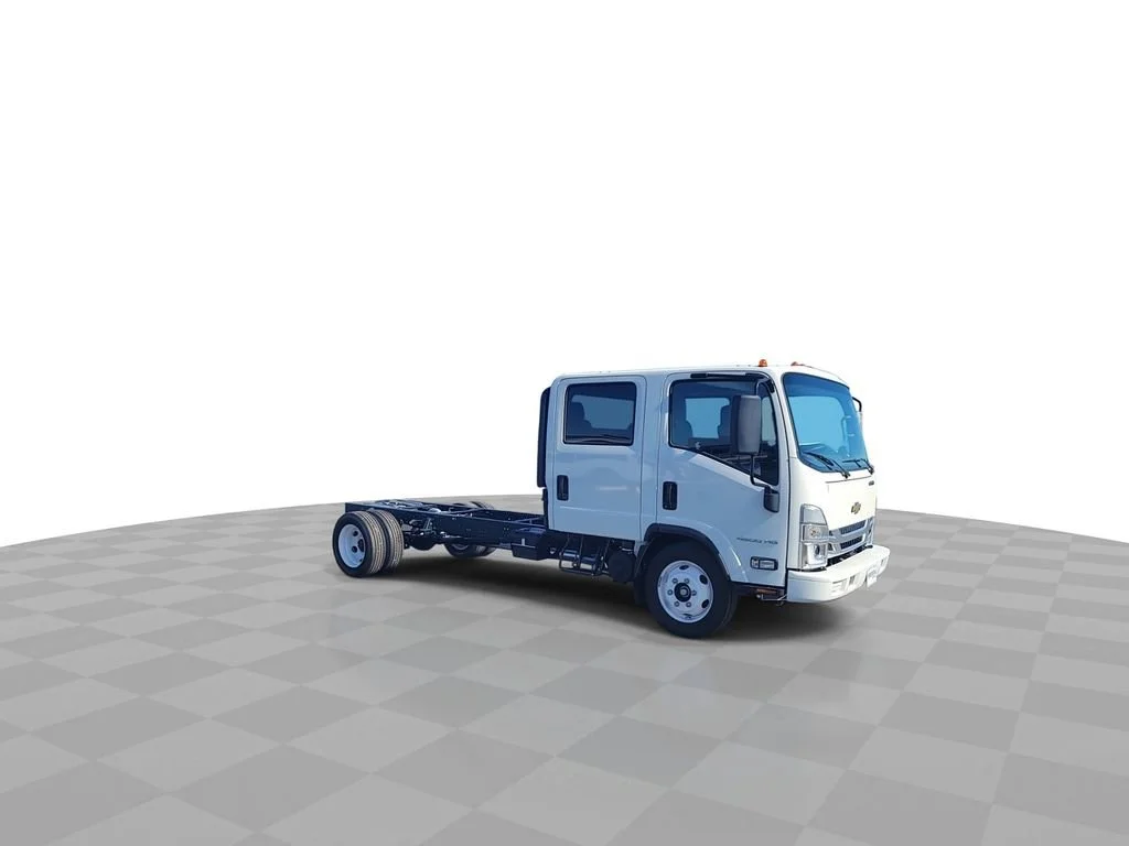 New 2025 Arc White Chevrolet 2WD Crew Cab 176" image 2