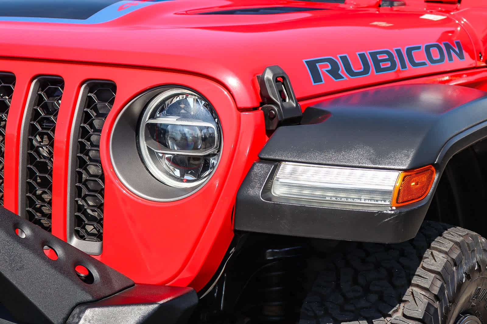 Used 2021 Firecracker Red Clearcoat Jeep Unlimited Rubicon image 8
