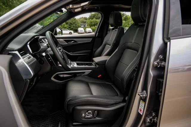 2026 Jaguar F-Pace R-Dynamic S - Photo 41