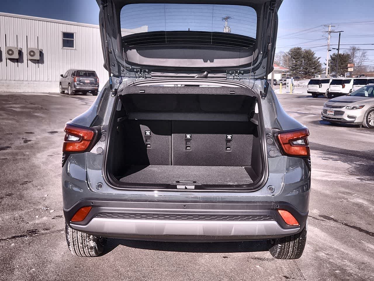 2026 Chevrolet Trax LT - Photo 15