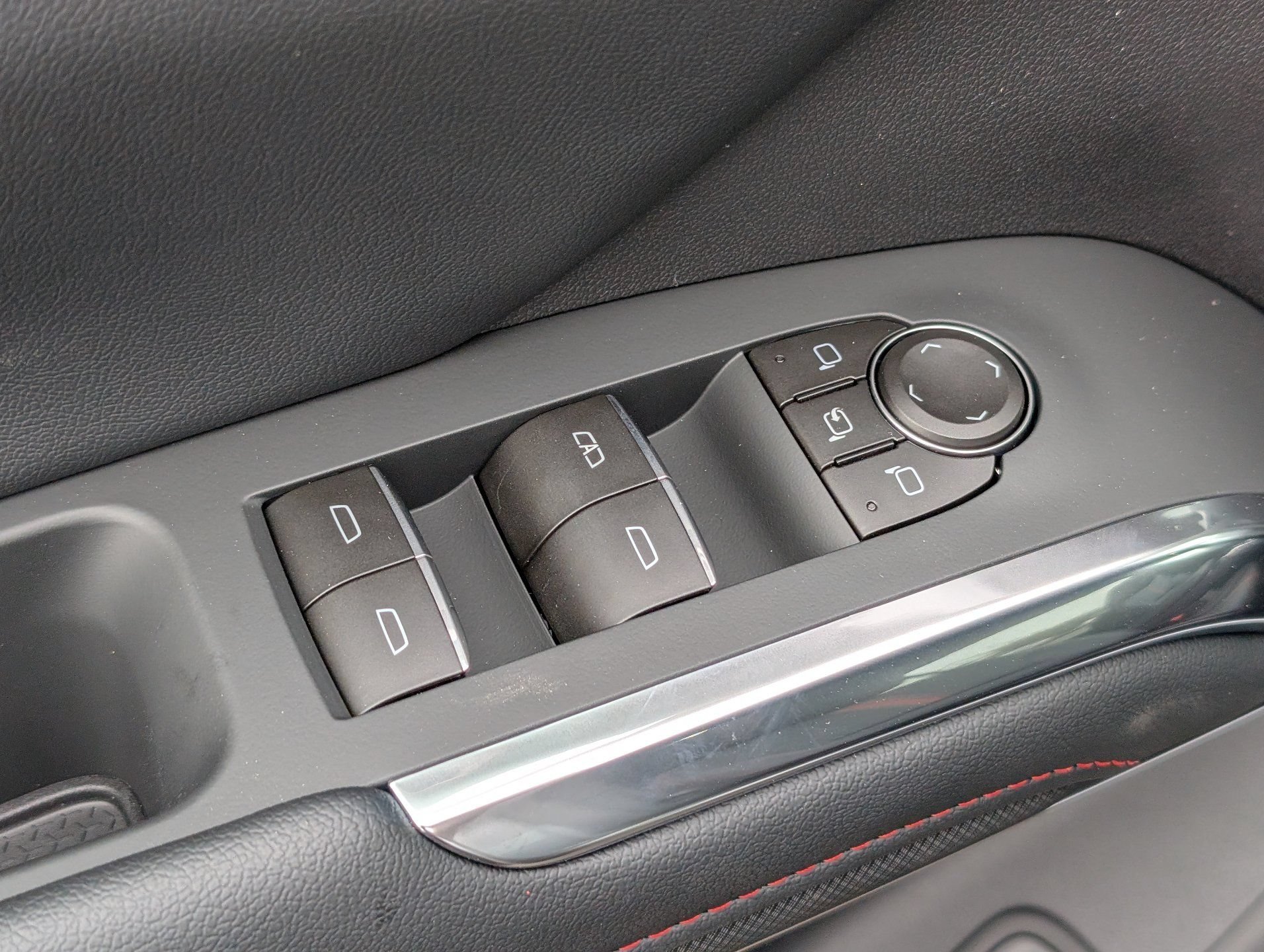 2026 Chevrolet Traverse RS - Photo 18