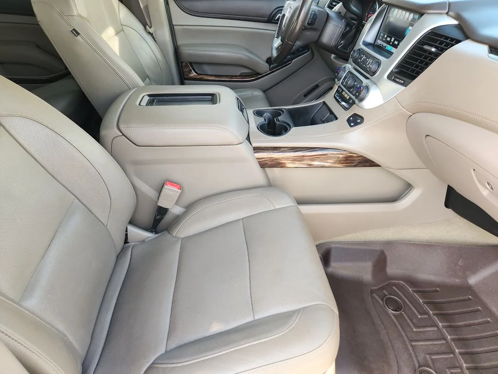 Used 2018 White Frost Tricoat GMC SLT image 15
