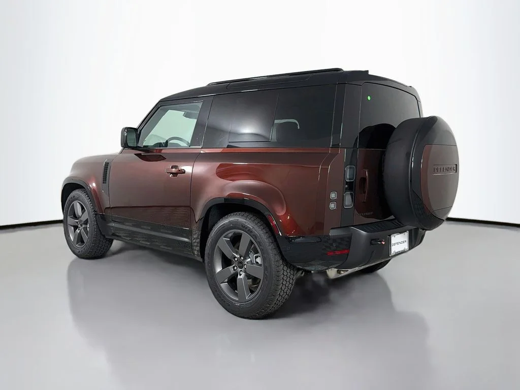New 2026 Sedona Red Land Rover X-Dynamic SE image 7