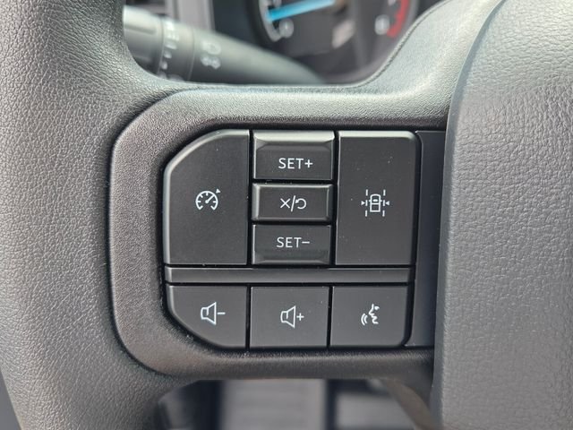 New 2026 Oxford White Ford XL image 25