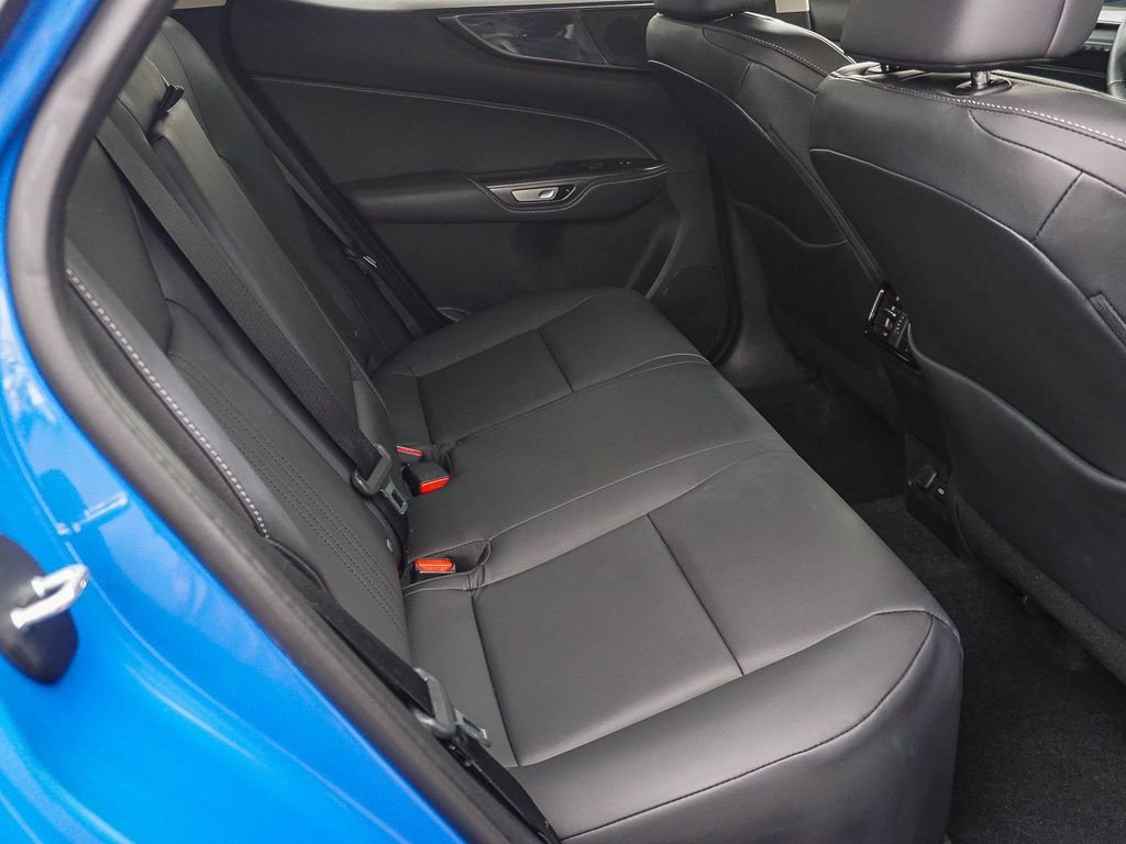 Used 2025  Lexus 350 Premium image 13