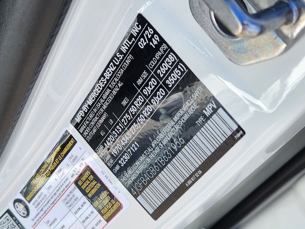 New 2026 Polar White Mercedes-Benz GLE450E 4MATIC® image 11