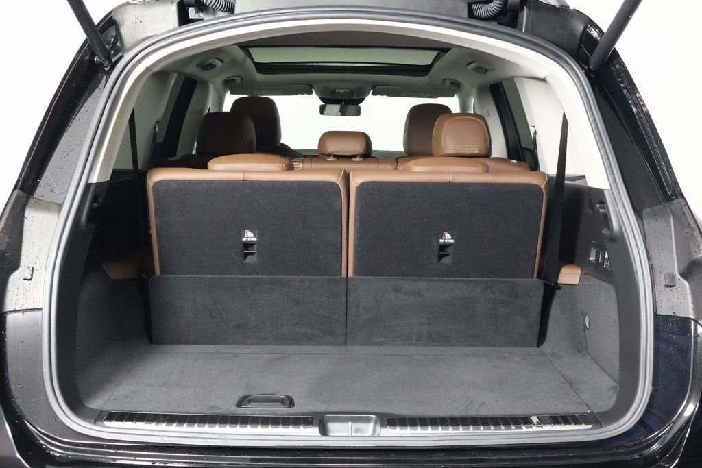 New 2026 Obsidian Black Metallic Mercedes-Benz GLS 450 image 9