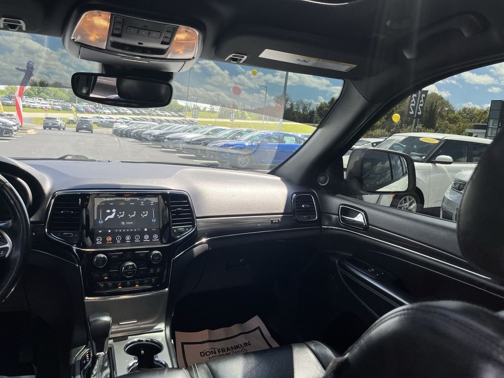 Used 2021 White Jeep Limited image 11