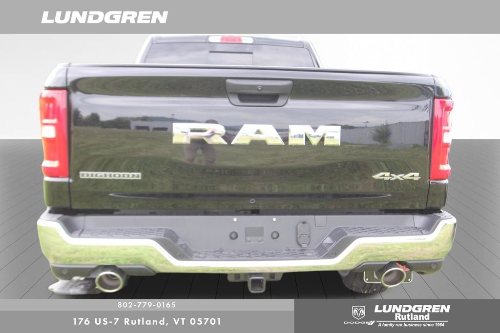 New 2026 Diamond Black Crystal Pearl-Coat Exterior Paint RAM Big Horn/Lone Star image 6