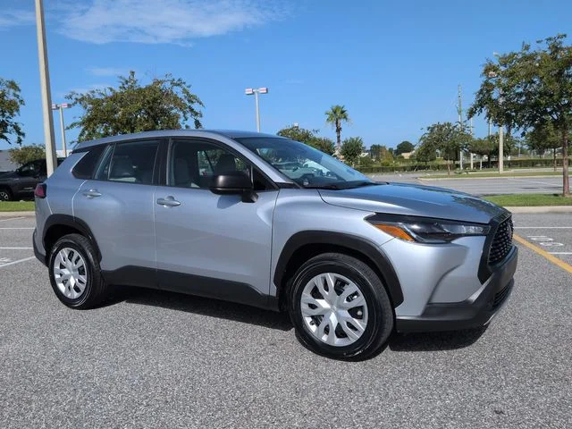 Used 2023 Silver Toyota L image 2