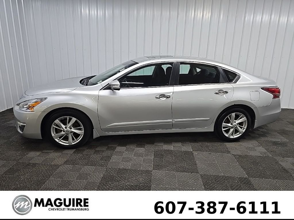Used 2015 Silver Nissan 2.5 SV image 5